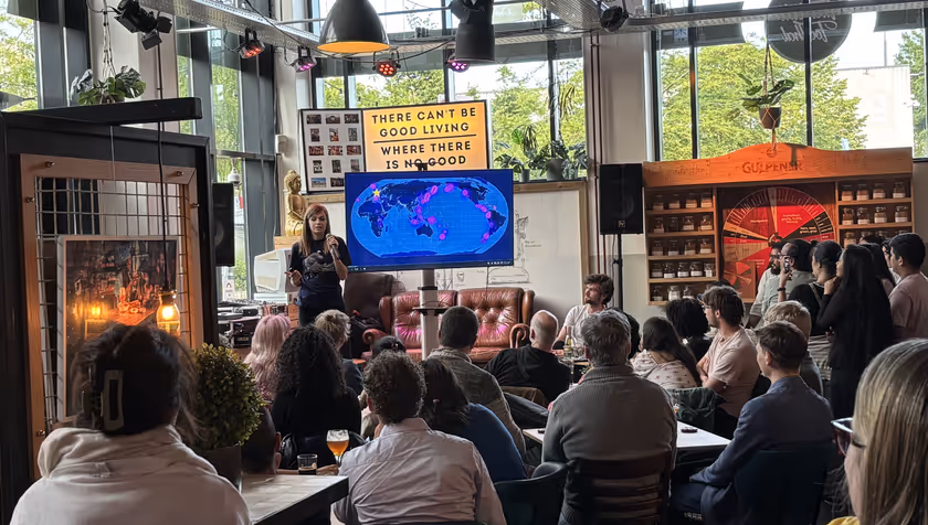 Local voices with AI citizen voter; Pint of Science Enschede